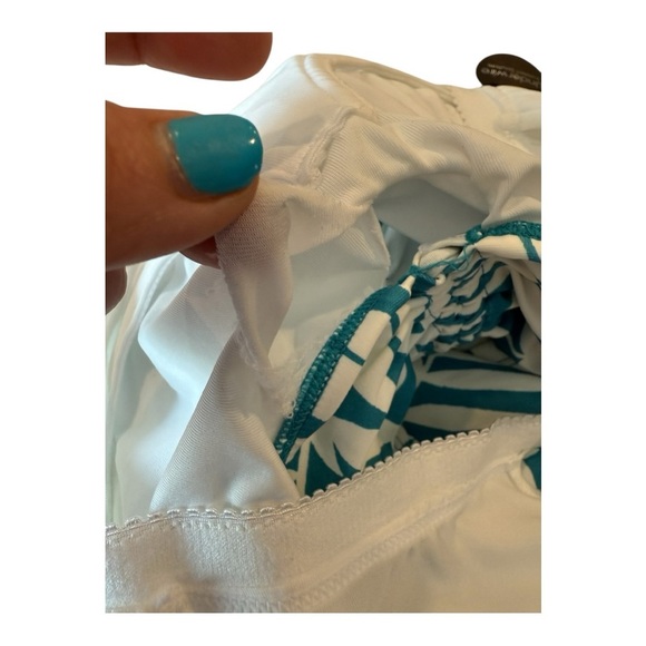 Coco Reef Elevate Bra Sized Shirred Underwire Bikini Top Royal Palm
Style U43461 - Picture 15 of 16